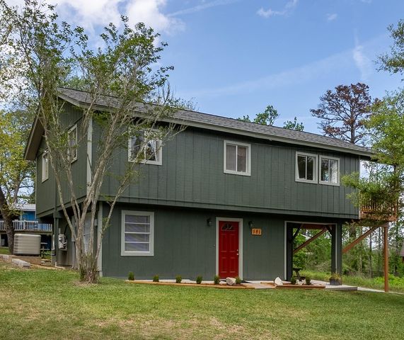 581 Northwood Drive, Point Blank, TX 77364