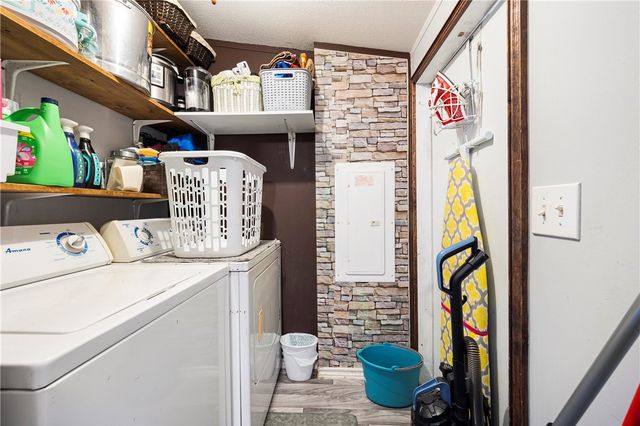 10573 County Road 2337, Sinton, TX 78387