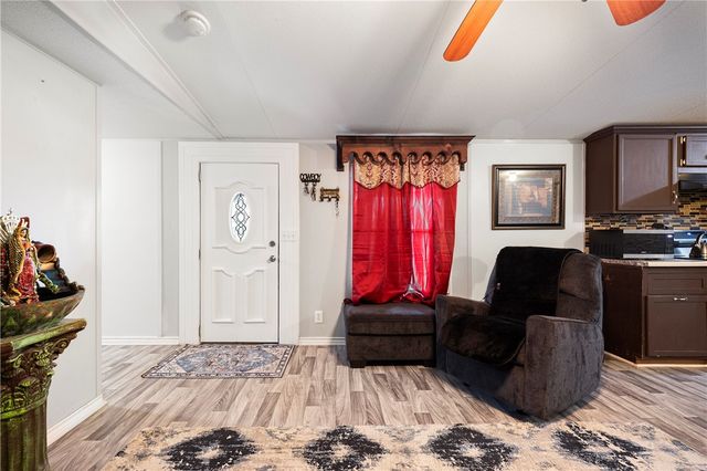 10573 County Road 2337, Sinton, TX 78387