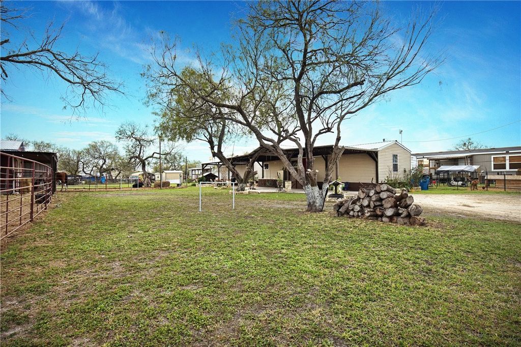 10573 County Road 2337, Sinton, TX 78387