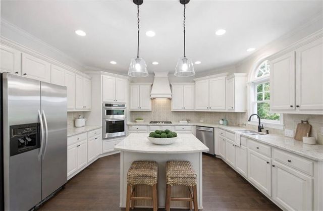 402 Greyfield Drive, Canton, GA 30115