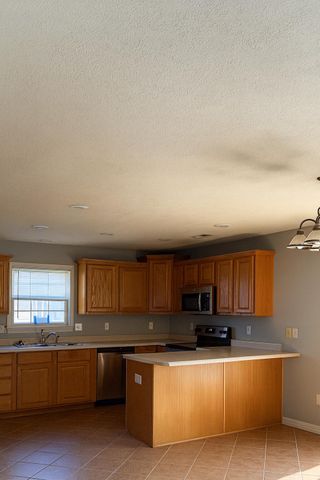 920 E Weldon Drive, Nixa, MO 65714