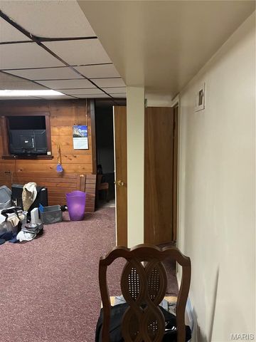 6904 Parkdale Drive, Velda City, MO 63121