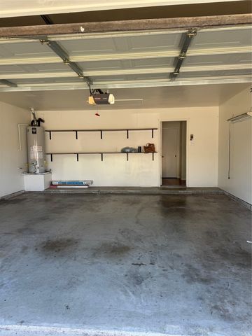 6711 Kinross Drive, Arlington, TX 76002
