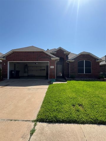 6711 Kinross Drive, Arlington, TX 76002