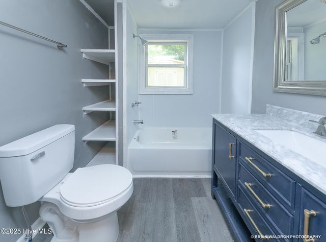 204 Pinewood Avenue, Elizabeth City, NC 27909