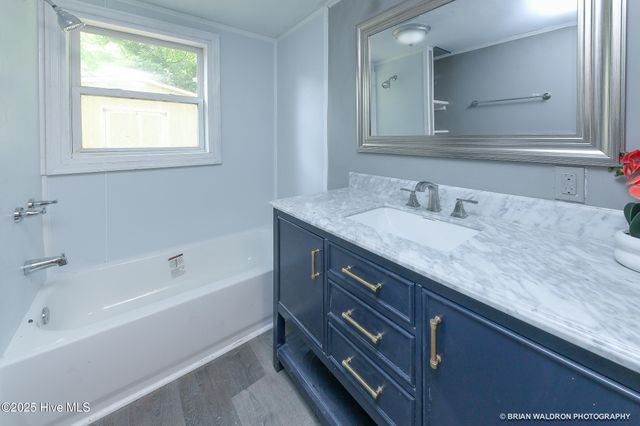 204 Pinewood Avenue, Elizabeth City, NC 27909