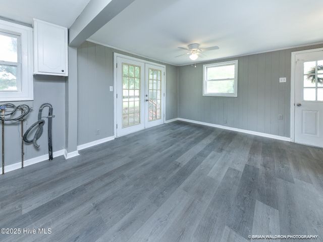 204 Pinewood Avenue, Elizabeth City, NC 27909