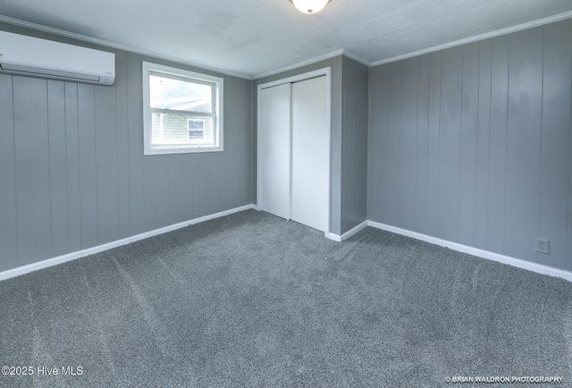 204 Pinewood Avenue, Elizabeth City, NC 27909