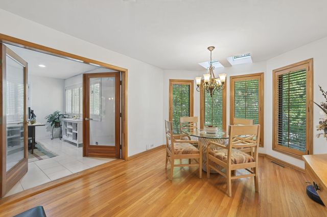 4166 Heatherton Place, Minnetonka, MN 55345