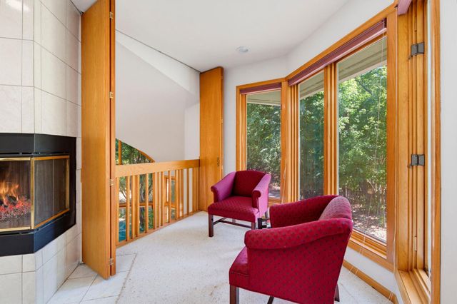 4166 Heatherton Place, Minnetonka, MN 55345