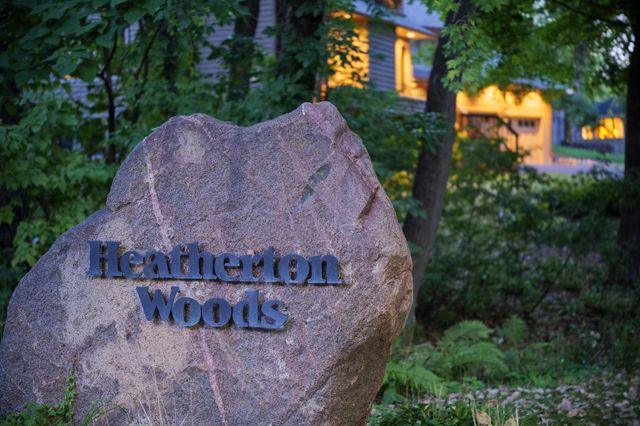 4166 Heatherton Place, Minnetonka, MN 55345