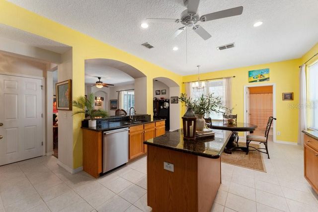 3463 CREEK RUN LANE, Eustis, FL 32736