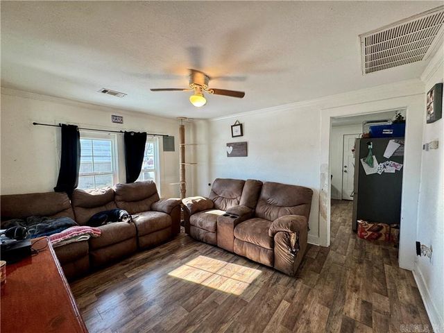 620 S Front, Dardanelle, AR 72834