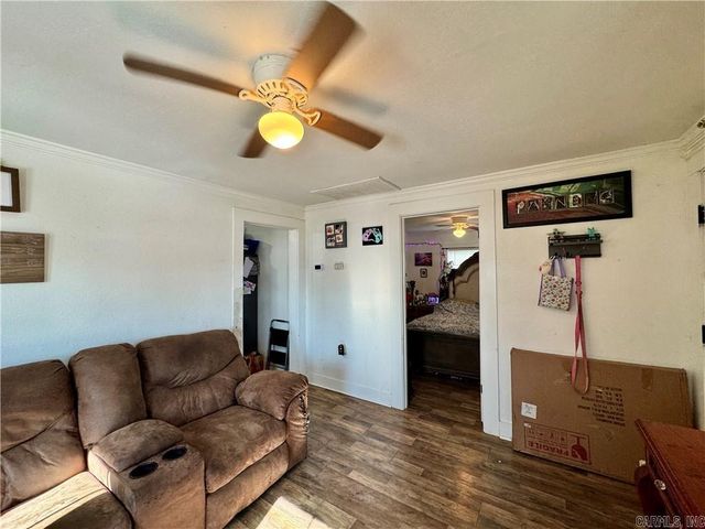 620 S Front, Dardanelle, AR 72834