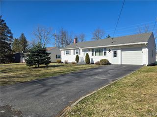 417 Locust Drive, Utica, NY 13502
