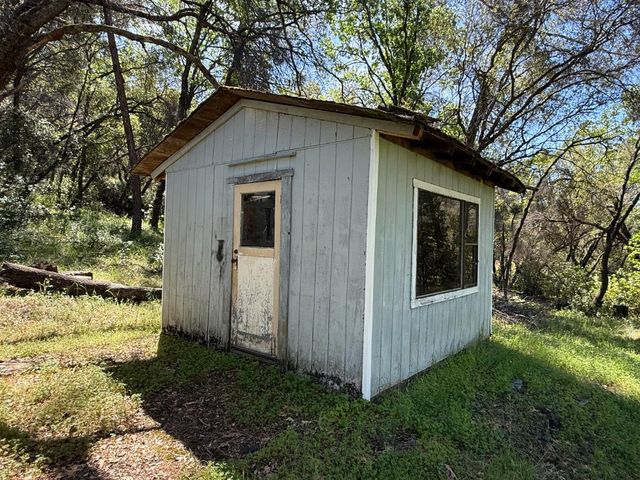 15679 Ware Ln, Bangor, CA 95914