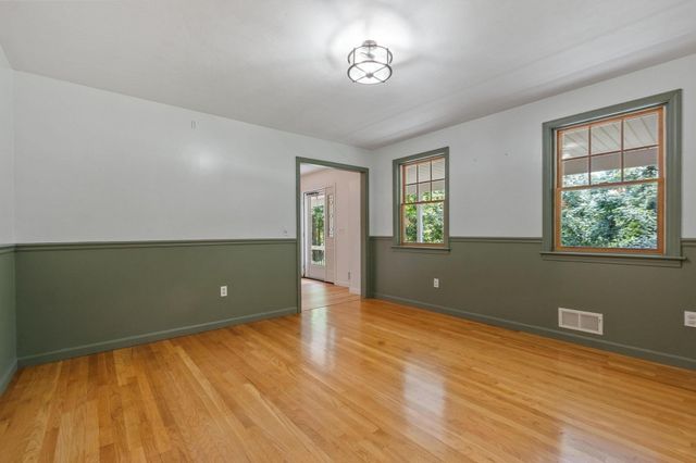 116 Island Rd, Lunenburg, MA 01462