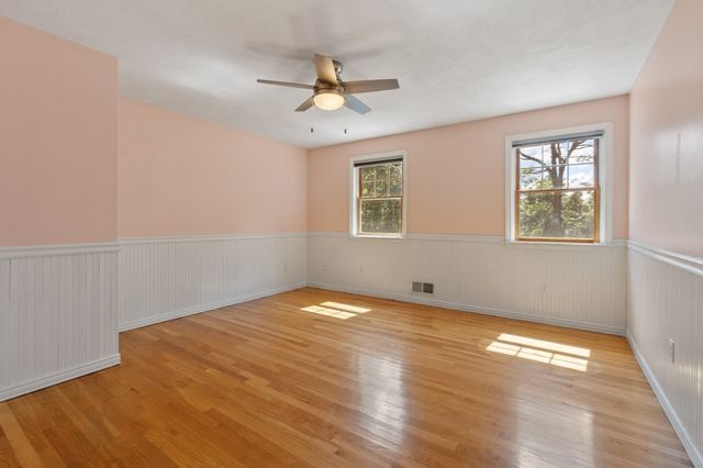 116 Island Rd, Lunenburg, MA 01462