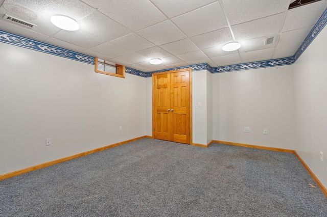 116 Island Rd, Lunenburg, MA 01462