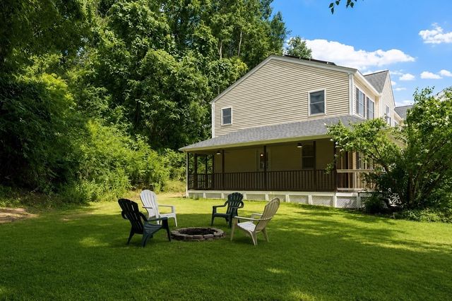 116 Island Rd, Lunenburg, MA 01462