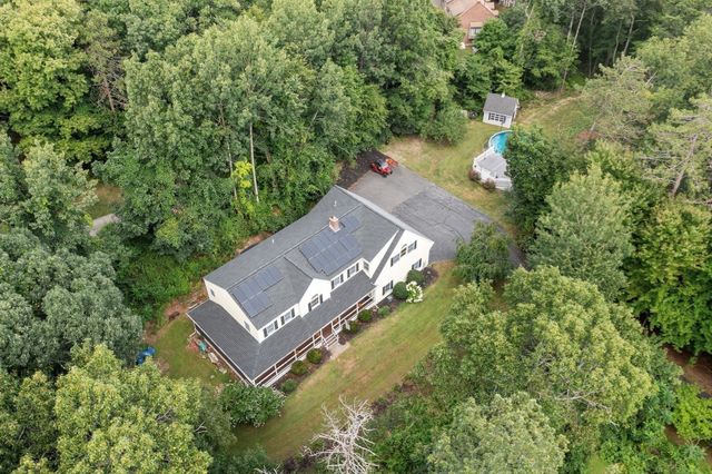 116 Island Rd, Lunenburg, MA 01462