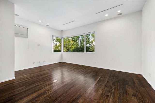 4309 Lillian Street, Houston, TX 77007
