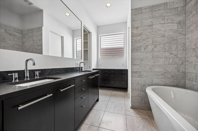 4309 Lillian Street, Houston, TX 77007