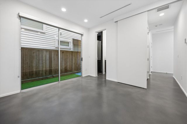4309 Lillian Street, Houston, TX 77007