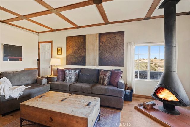 2860 Orange Trail, Pioneertown, CA 92268