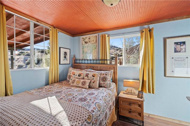 2860 Orange Trail, Pioneertown, CA 92268