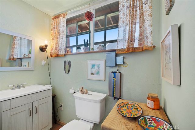 2860 Orange Trail, Pioneertown, CA 92268