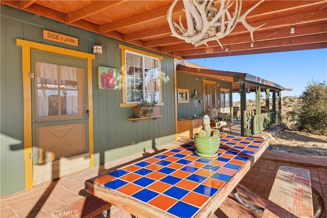 2860 Orange Trail, Pioneertown, CA 92268