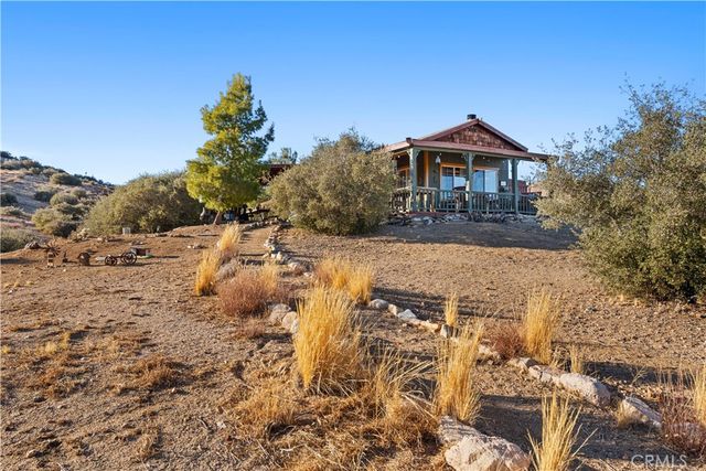 2860 Orange Trail, Pioneertown, CA 92268