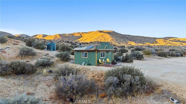 2860 Orange Trail, Pioneertown, CA 92268