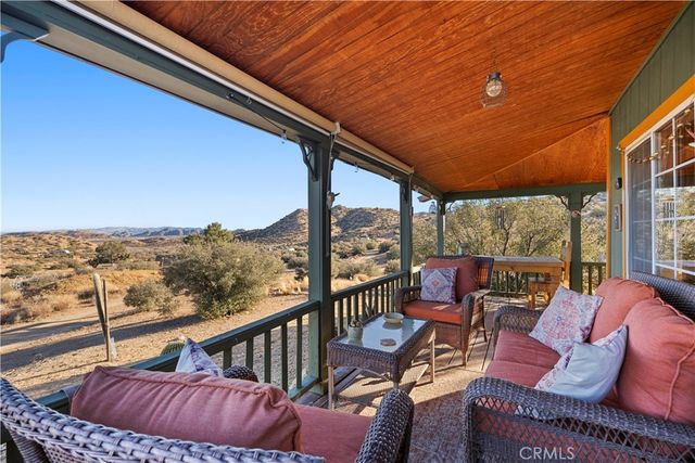 2860 Orange Trail, Pioneertown, CA 92268
