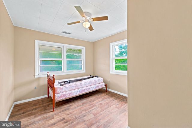 7211 FORT VALLEY RD, Fort Valley, VA 22652