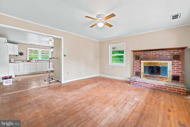 7211 FORT VALLEY RD, Fort Valley, VA 22652