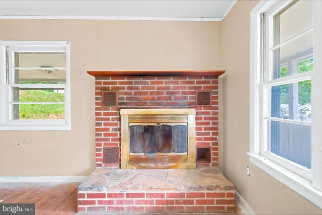 7211 FORT VALLEY RD, Fort Valley, VA 22652