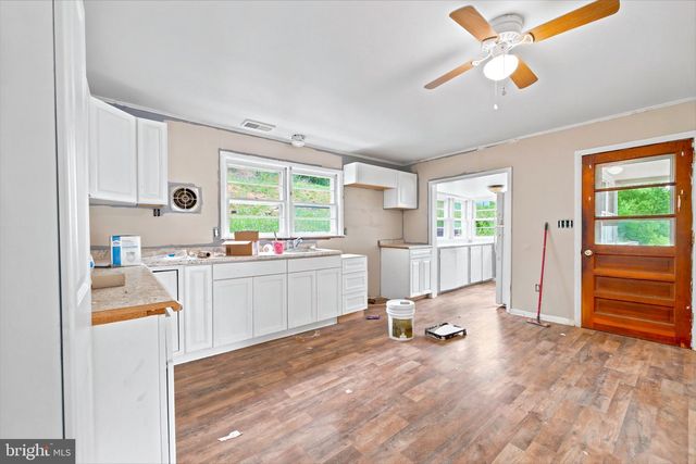7211 FORT VALLEY RD, Fort Valley, VA 22652
