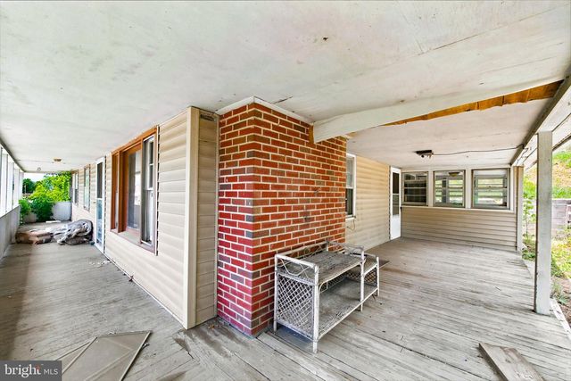 7211 FORT VALLEY RD, Fort Valley, VA 22652
