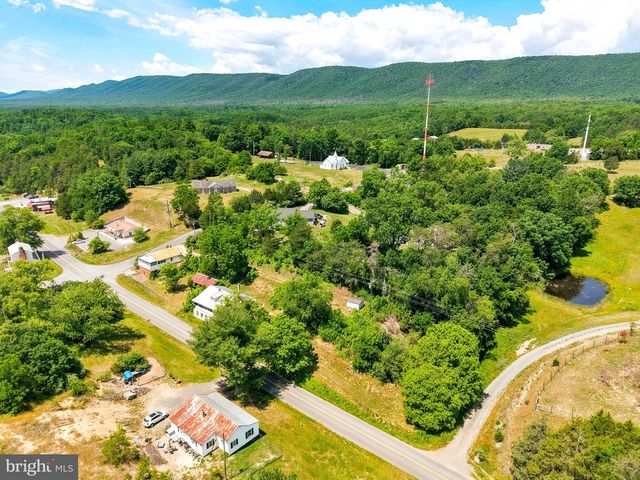 7211 FORT VALLEY RD, Fort Valley, VA 22652