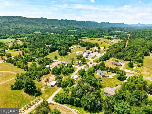 7211 FORT VALLEY RD, Fort Valley, VA 22652