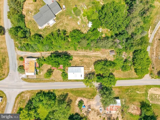 7211 FORT VALLEY RD, Fort Valley, VA 22652