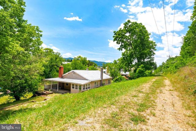 7211 FORT VALLEY RD, Fort Valley, VA 22652