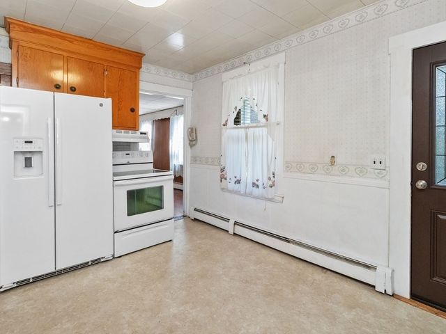 32 Vernon Street, Waltham, MA 02453