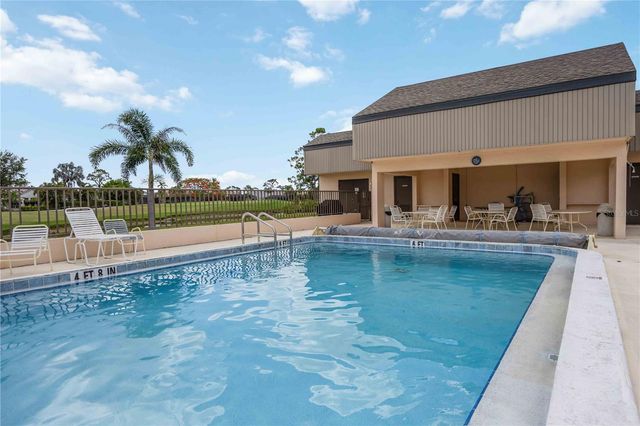 5050 MARIANNE KEY ROAD 1B, Punta Gorda, FL 33955