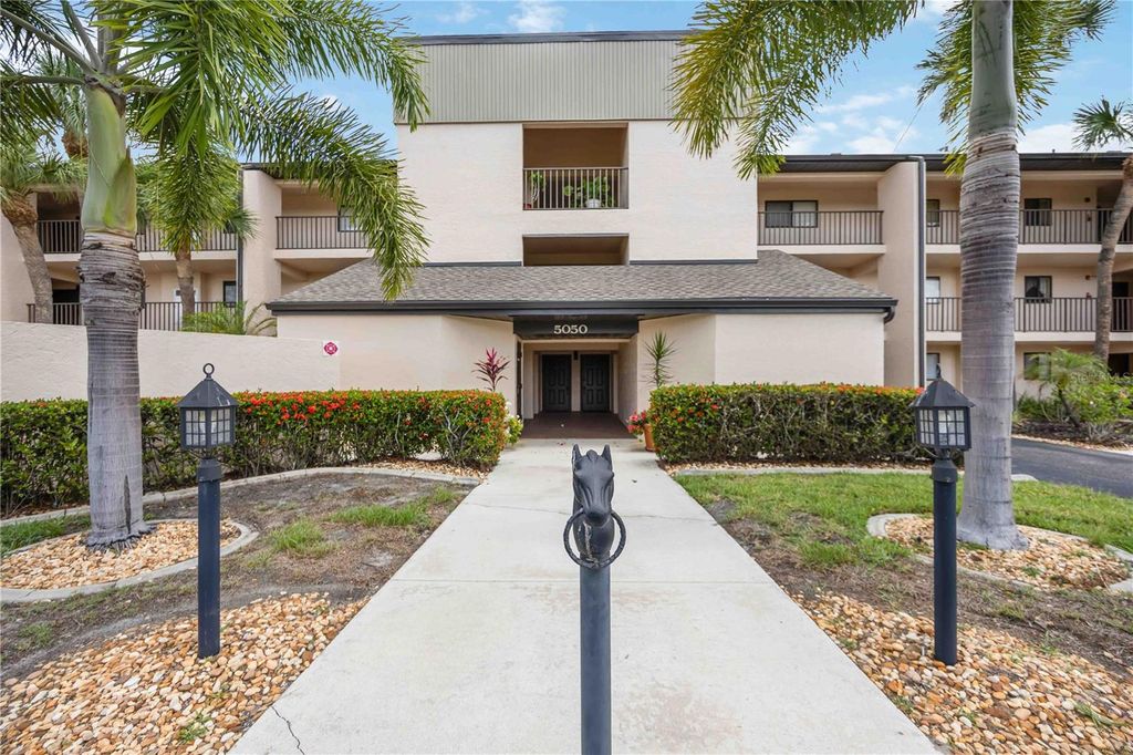 5050 MARIANNE KEY ROAD 1B, Punta Gorda, FL 33955