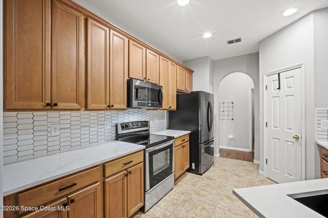 354 Abernathy Circle SE, Palm Bay, FL 32909