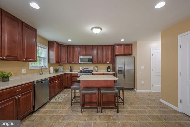 141 HUNTERS RUN BLVD, Felton, DE 19943